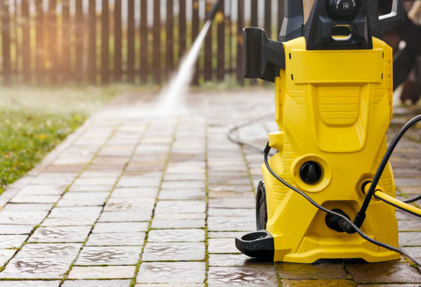 Best Graffiti Removal  in Appleton, WI